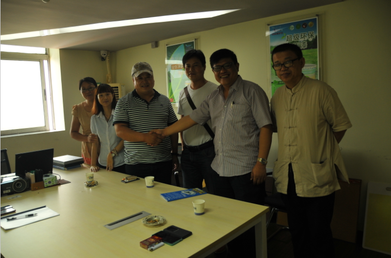 河南客戶到訪友情漆