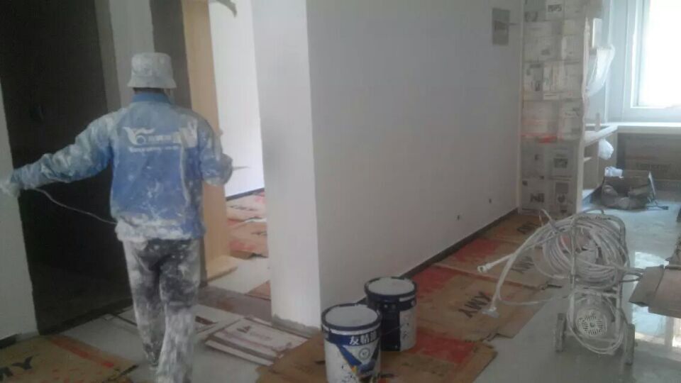 油漆工，為誰辛苦為誰忙