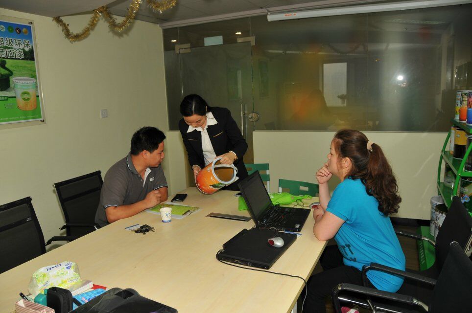 友情漆做好咨詢服務(wù)，共創(chuàng)美好前景