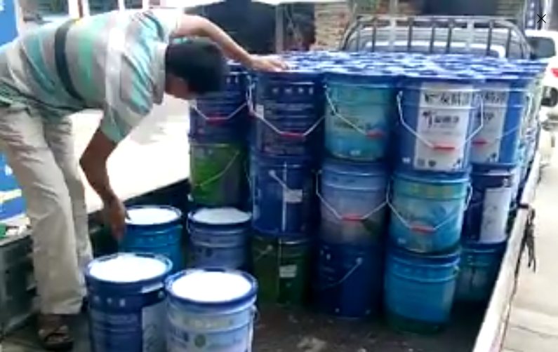 服務客戶，友情漆樣樣做足100分